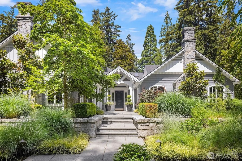 1251 Evergreen Point Road, Medina