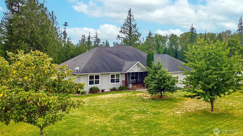 298 Toledo Salmon Creek Road, Toledo