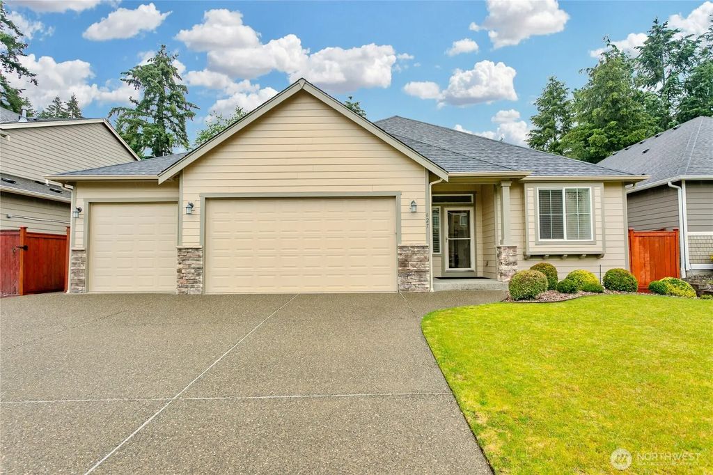 627 E 182nd Street, Spanaway
