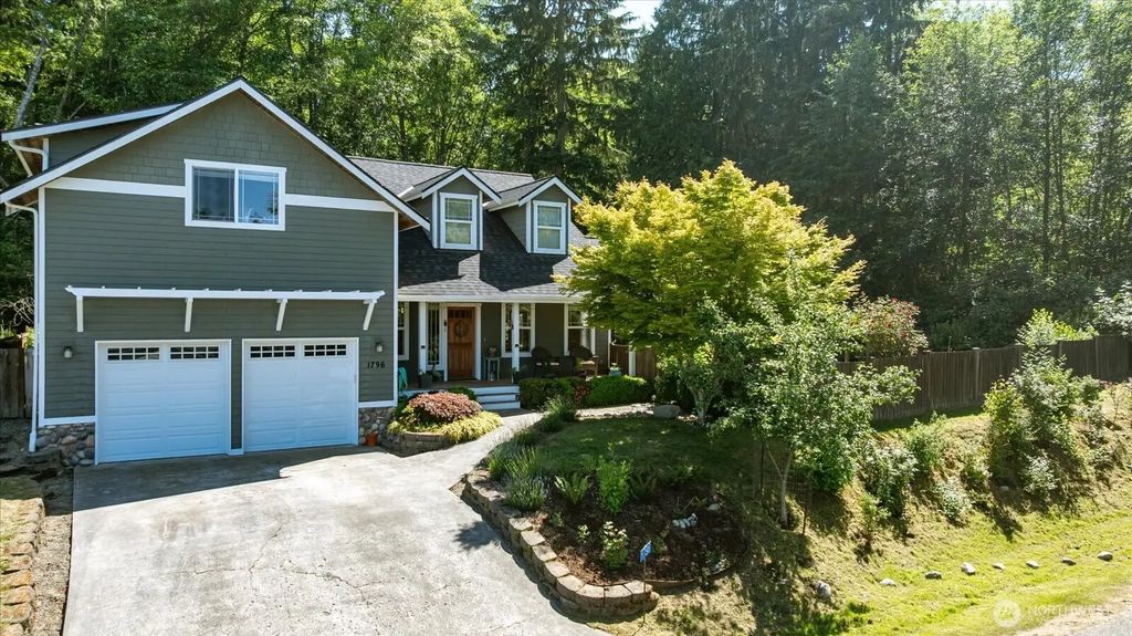 1796 Twin Oaks Lane, Freeland