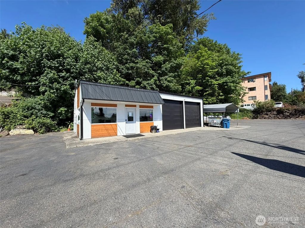 10401 Lake City Way Ne, Seattle