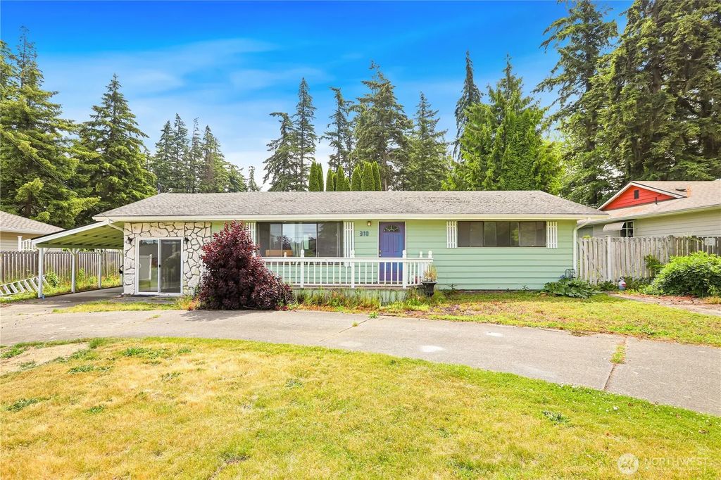 310 Scotland Drive, Camano Island