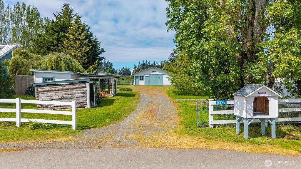 5392 Shore Meadow Road, Freeland