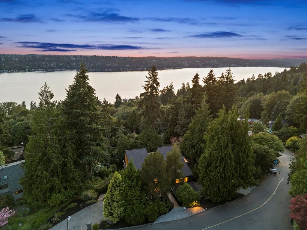 13441 64th Terrace Ne, Kirkland
