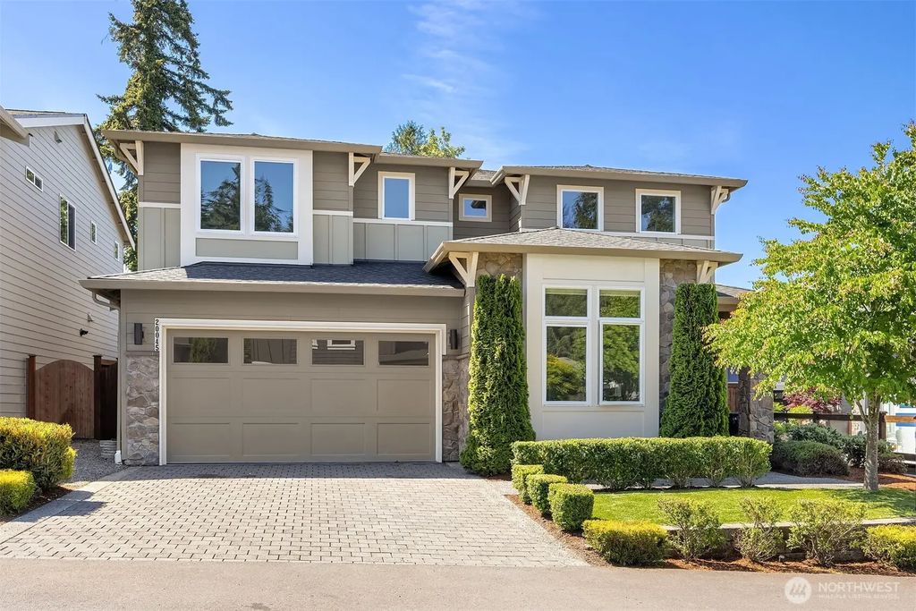 20045 10th Avenue Nw 11, Shoreline