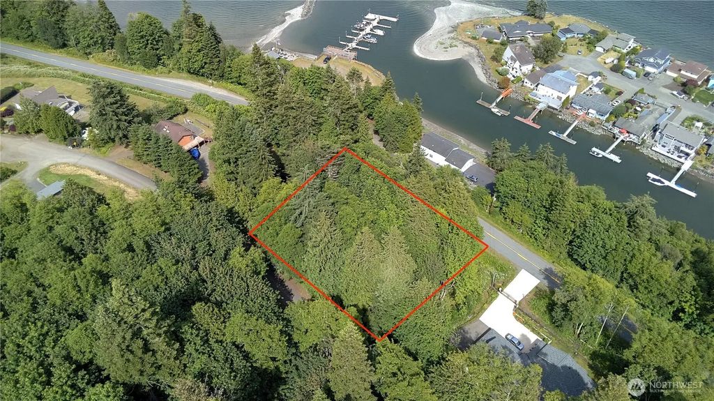 999 Bluejay Lane, Port Ludlow