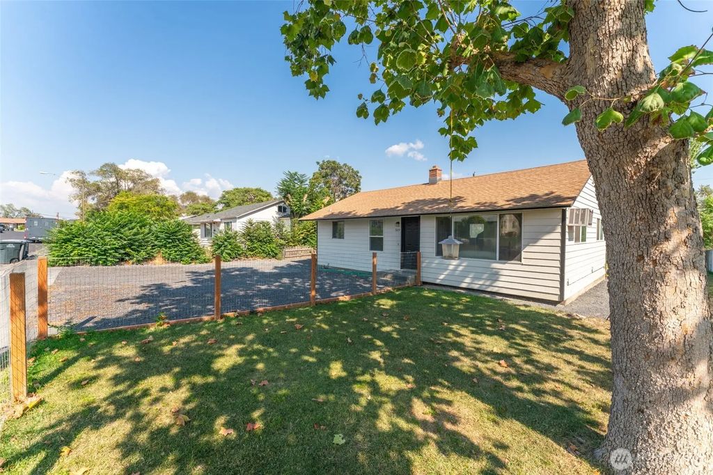 519 N Clark Road, Moses Lake