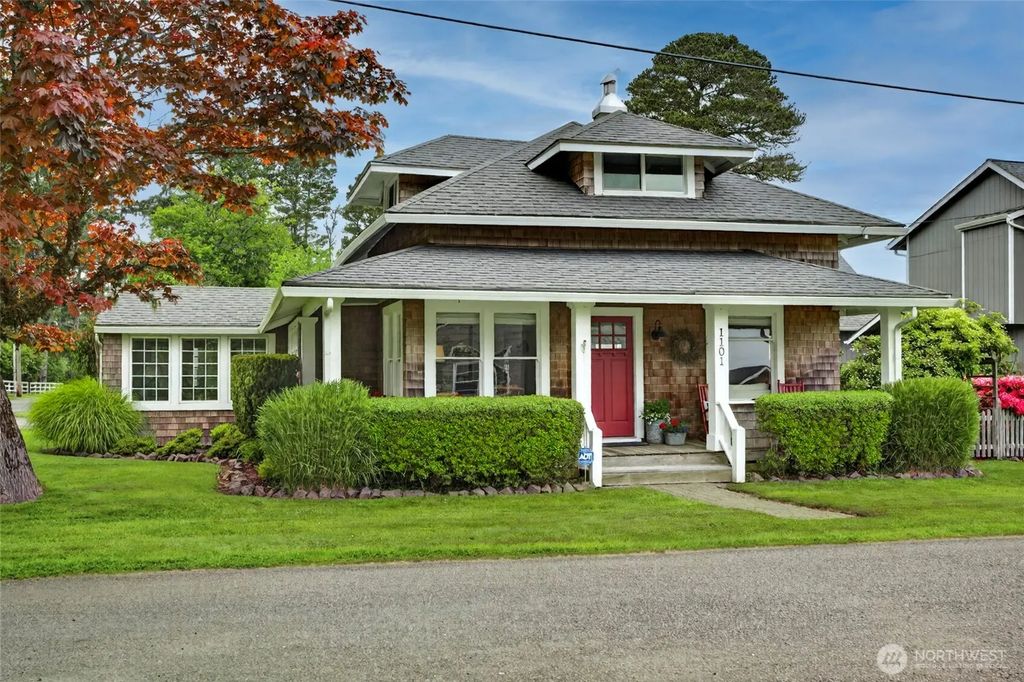 1101 35th Street, Seaview