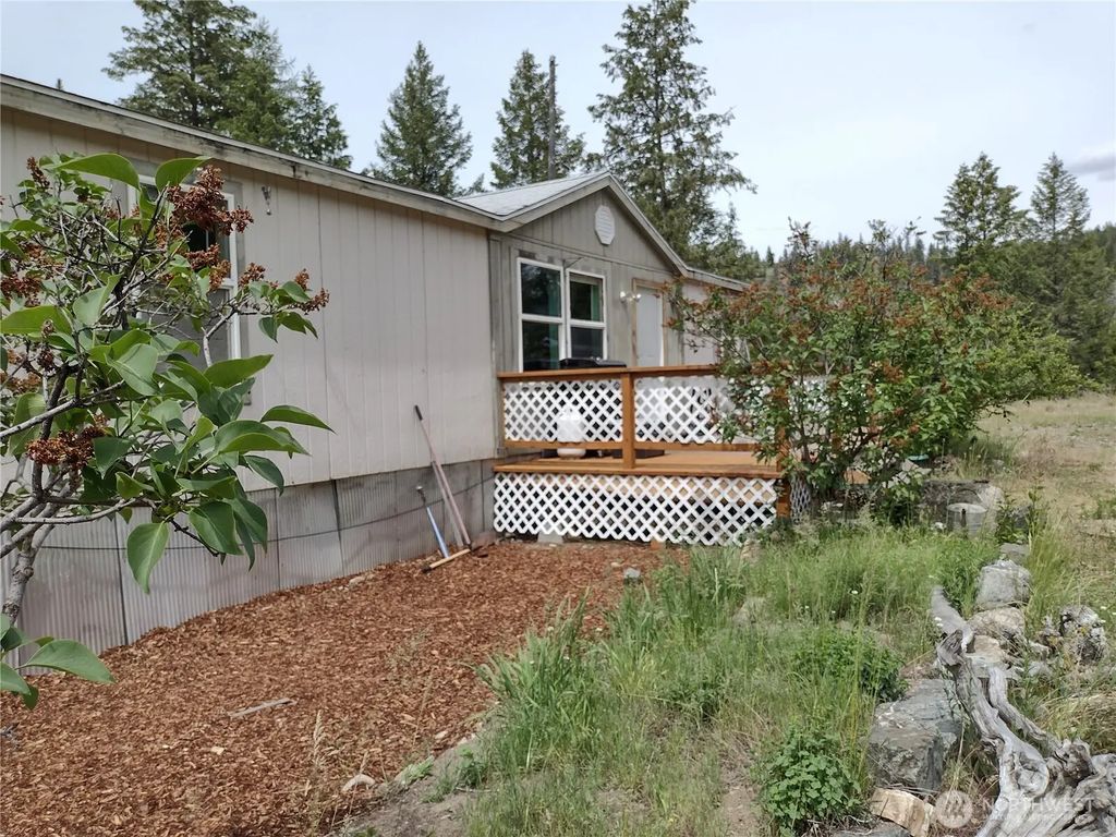 39 Leonard Lane, Curlew