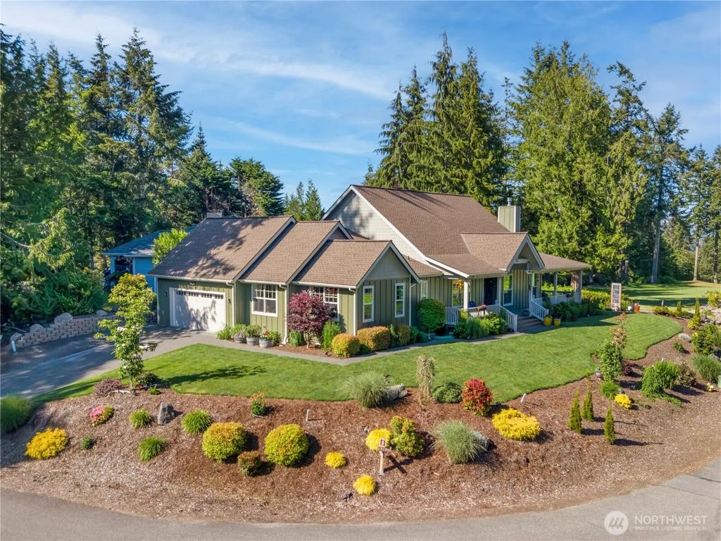 20 Dunsmuir Road, Port Ludlow