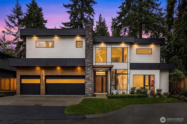 10656 Woodhaven Lane, Bellevue