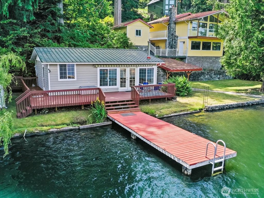 6819 Olive Avenue, Stanwood
