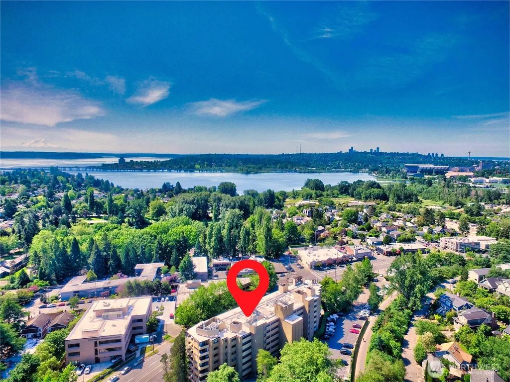 4545 Sand Point Way Ne 302, Seattle