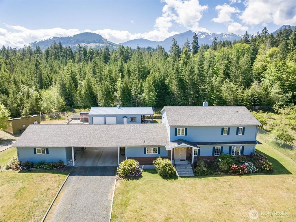 5611 S Doss Road, Port Angeles