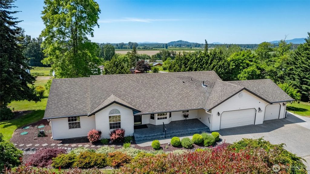 22736 Buchanan Street, Mount Vernon