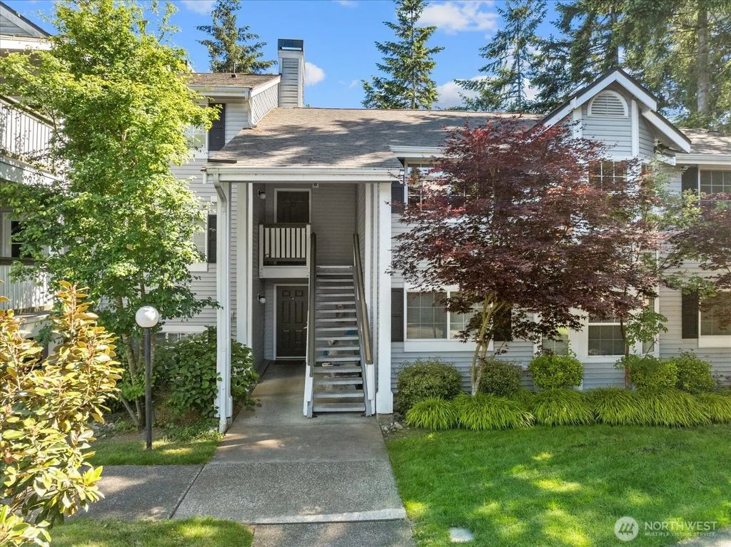 23339 Cedar Way A-205, Mountlake Terrace