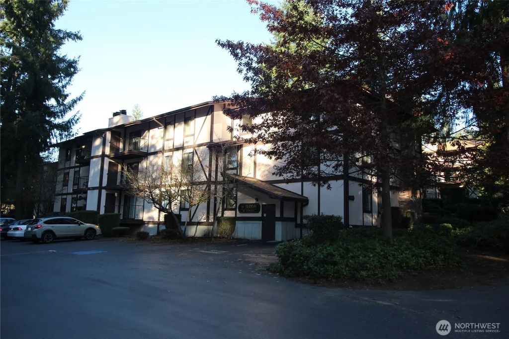 4501 Grandview Drive W T304, Tacoma