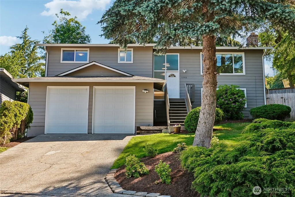 12416 Se 211th Place, Kent