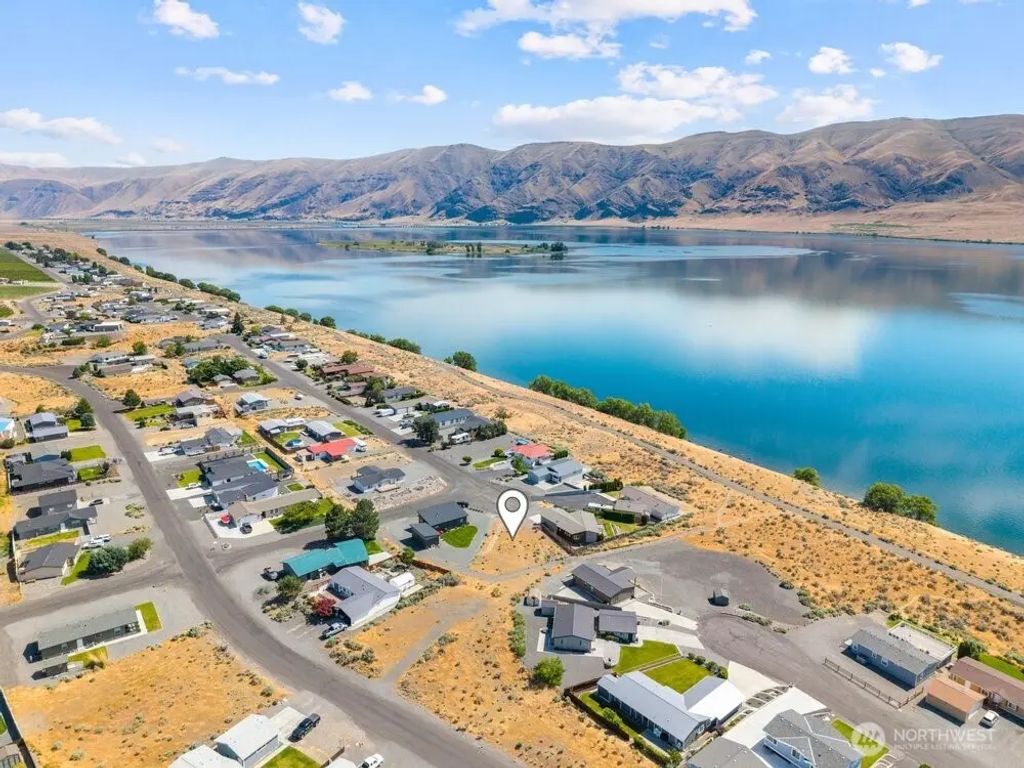 407 Island View Sw, Mattawa