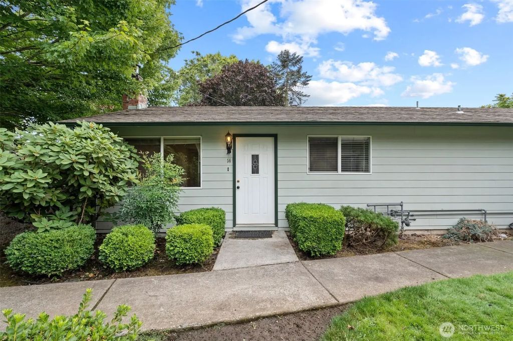 3300 Kauffman Avenue 14, Vancouver