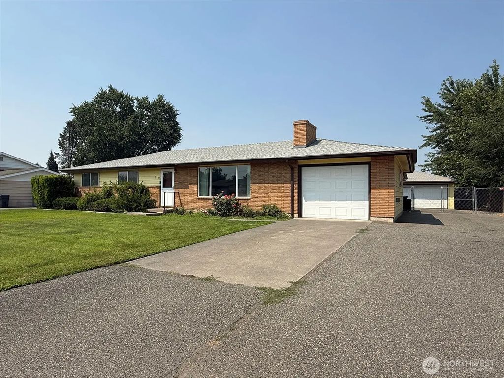 3903 W Nixon Street, Pasco