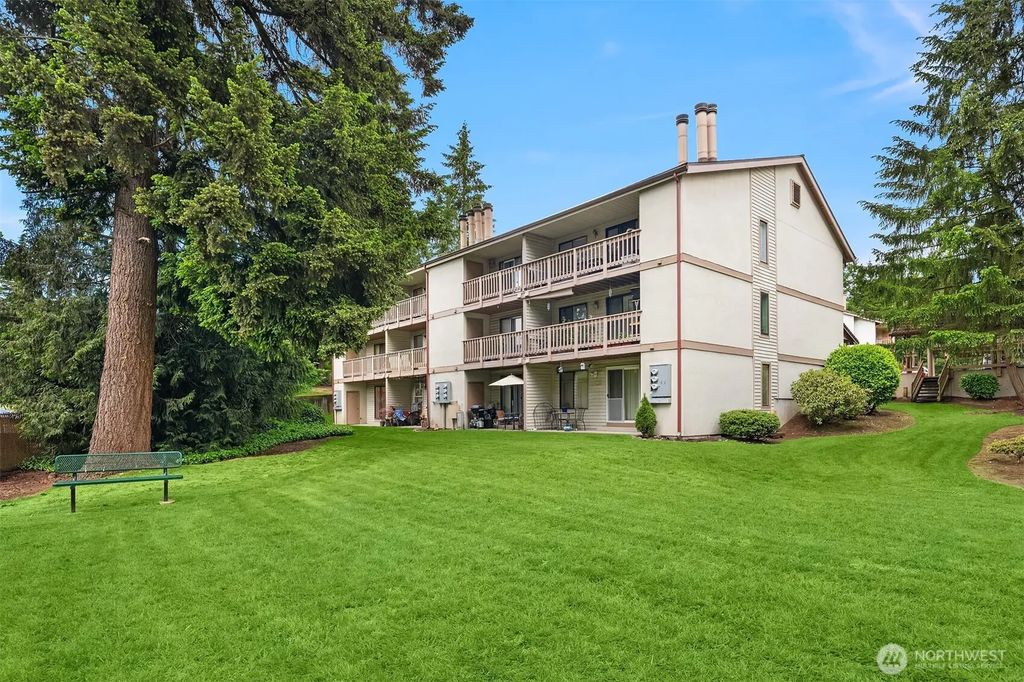 17413 119th Lane Se F13, Renton