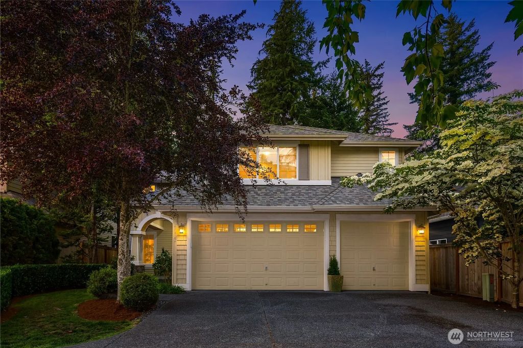 27422 Se 8th Place, Sammamish