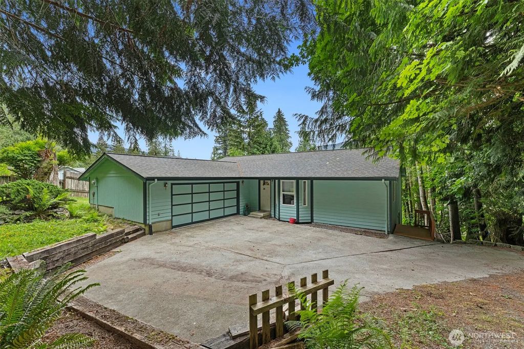 794 West Road, Sedro Woolley