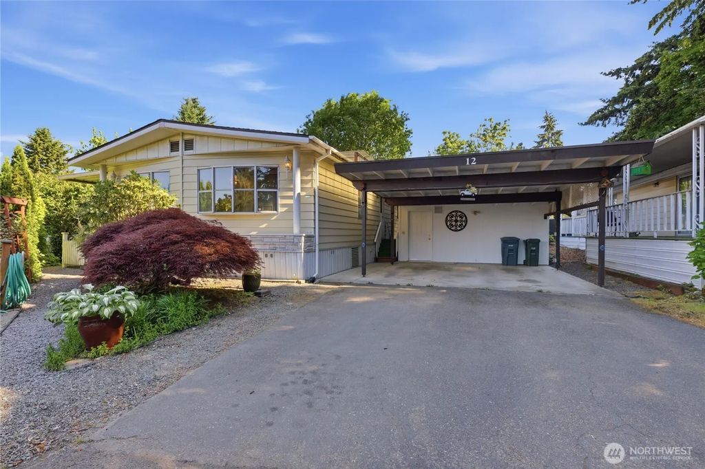 9314 Canyon Road E 12, Puyallup