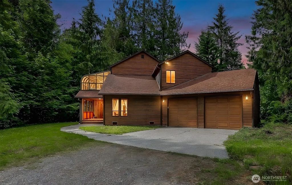 1012 Carlson Road, Snohomish