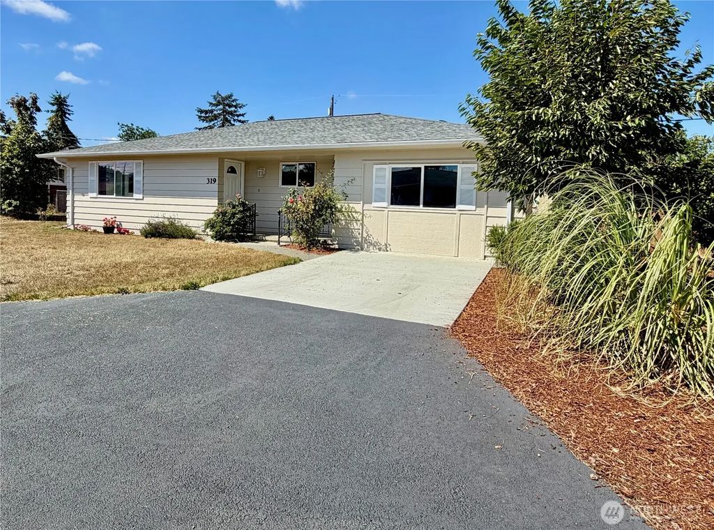 319 N Dunlap Street, Sequim