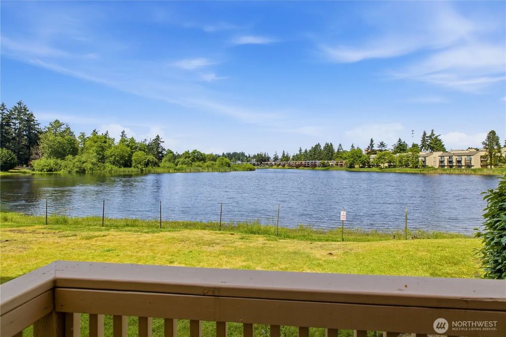 1018 S 312th Street 512, Federal Way