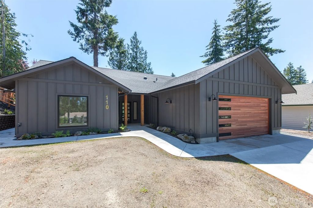 110 Hogans Vista, Sequim