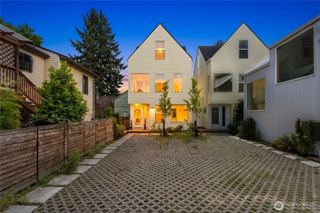 1821 S Lane Street, Seattle