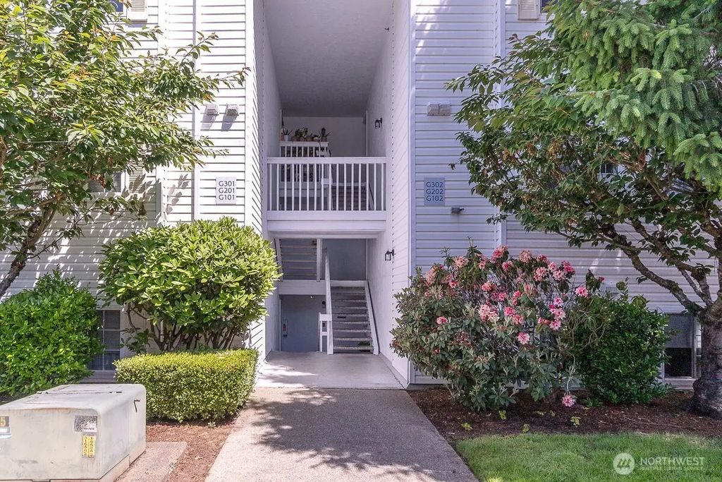 11002 Se Petrovitsky Road G102, Renton