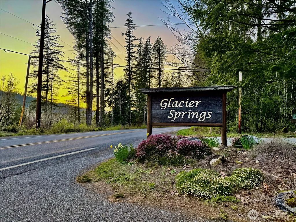7546 Colleen Court, Glacier