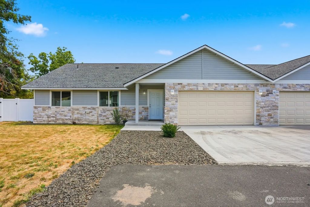 8003 Westbrook Avenue, Yakima