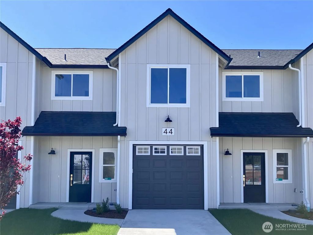 44 Sussex Court, Sequim