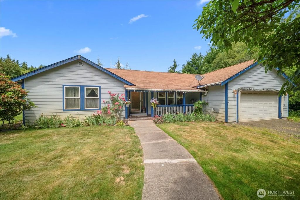 866 Se Somers Drive, Shelton