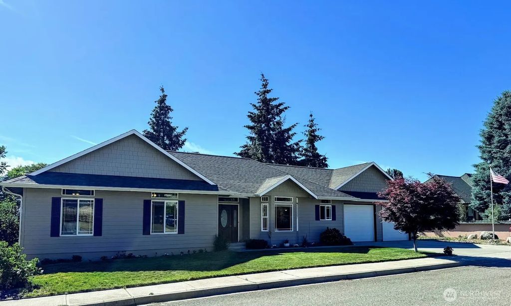 1511 N Anne Avenue, East Wenatchee