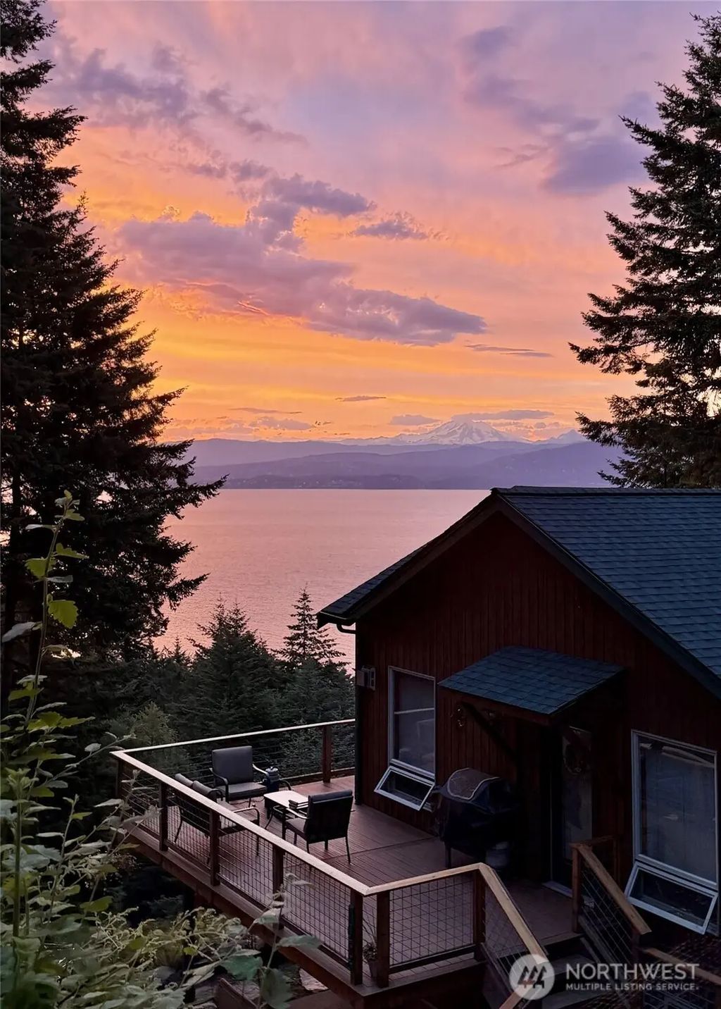 1058 Dana Circle, Lummi Island
