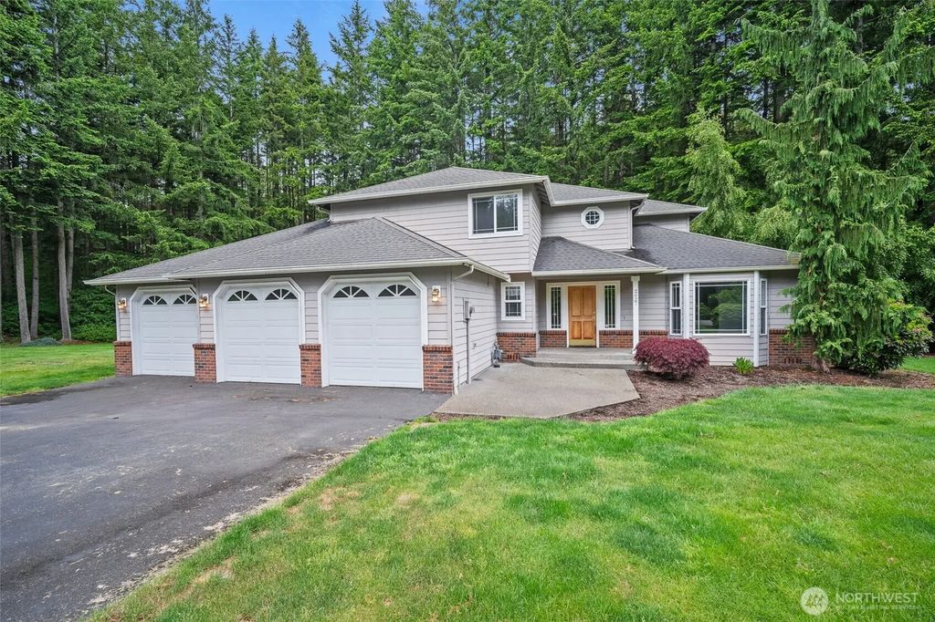 2627 141st Street Nw, Marysville
