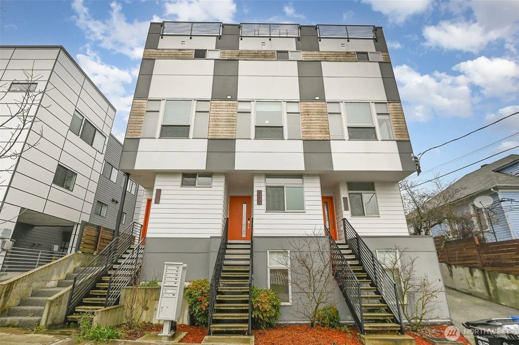 1713 19th Avenue S, Seattle