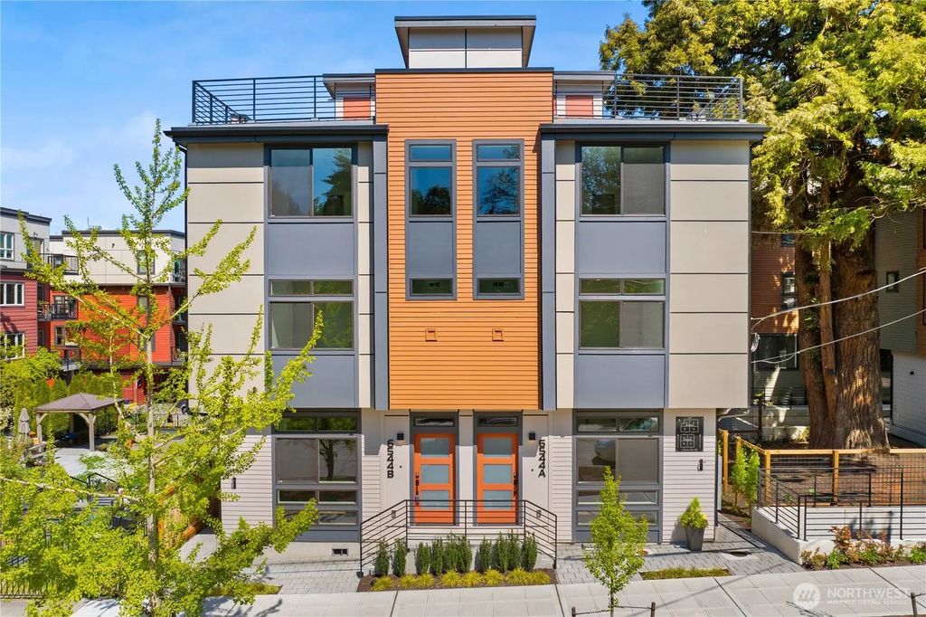 6546 D Latona Avenue Ne, Seattle