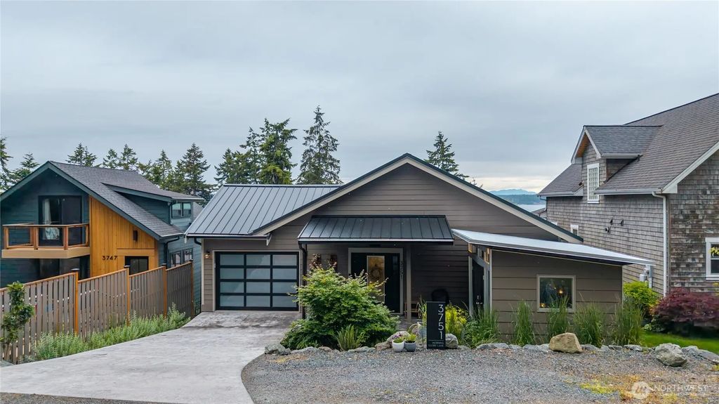 3751 Morning Glory Lane, Langley