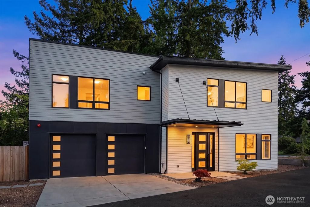 16344 Linden Avenue N, Shoreline