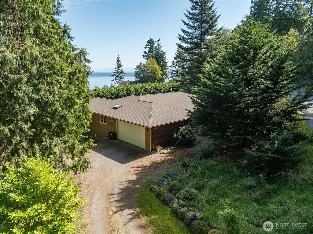 143 Raccoon Point Road, Orcas Island