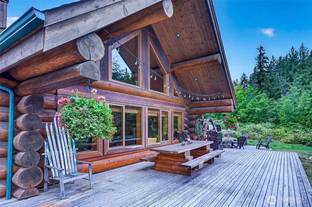 1154 Monroe Road, Port Angeles