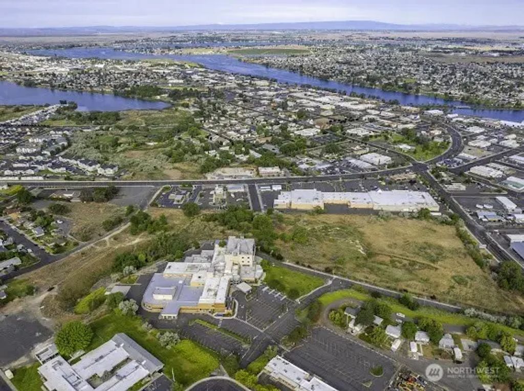0 Riviera, Moses Lake