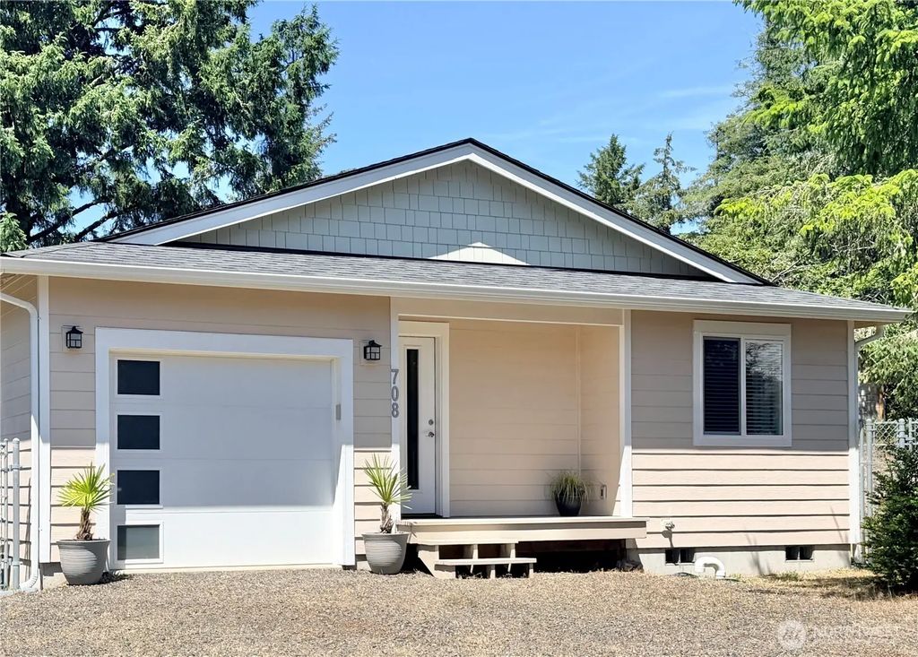 708 Eider Court Se, Ocean Shores